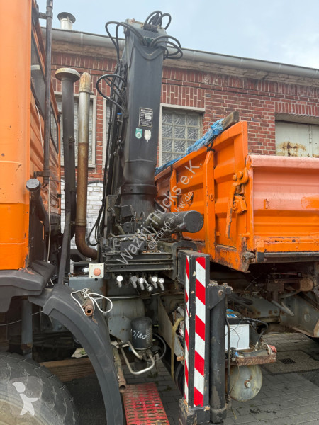 MAN  truck