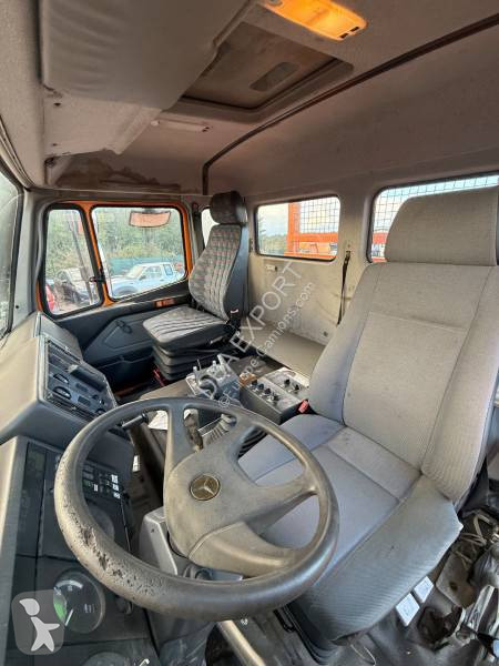 Kamion Mercedes 1824