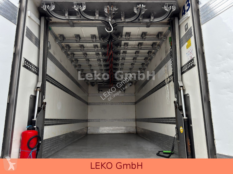 شاحنة DAF 210 FA  Fleischhacken ( MEAT )