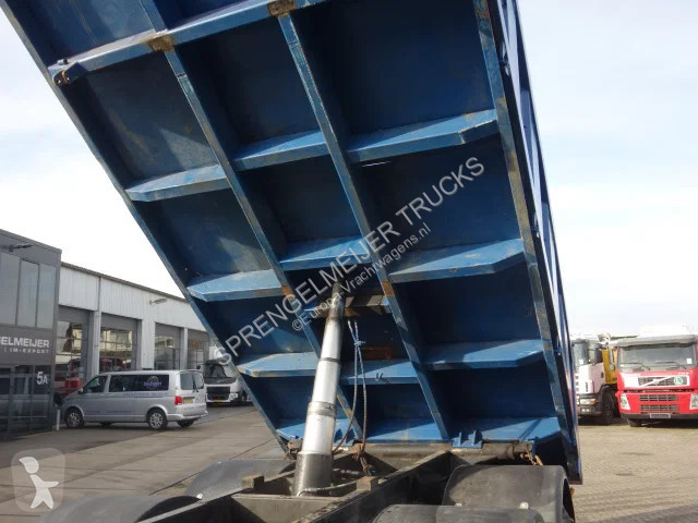 Kamion MAN KIPPER 6X4 STEELSPRINGS MANUAL FEULPOMP