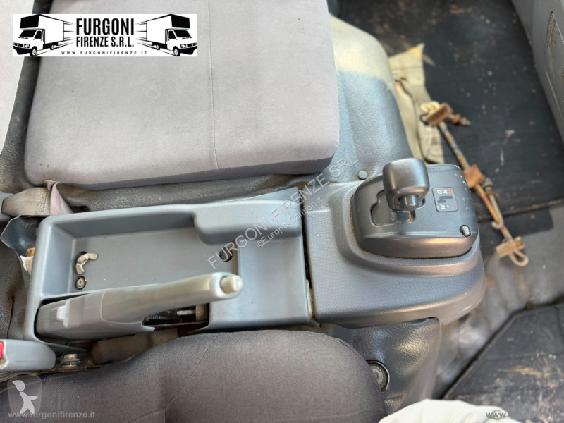Kamion Isuzu 75 VASCA RIFIUTI - PALA E CARRELLO...