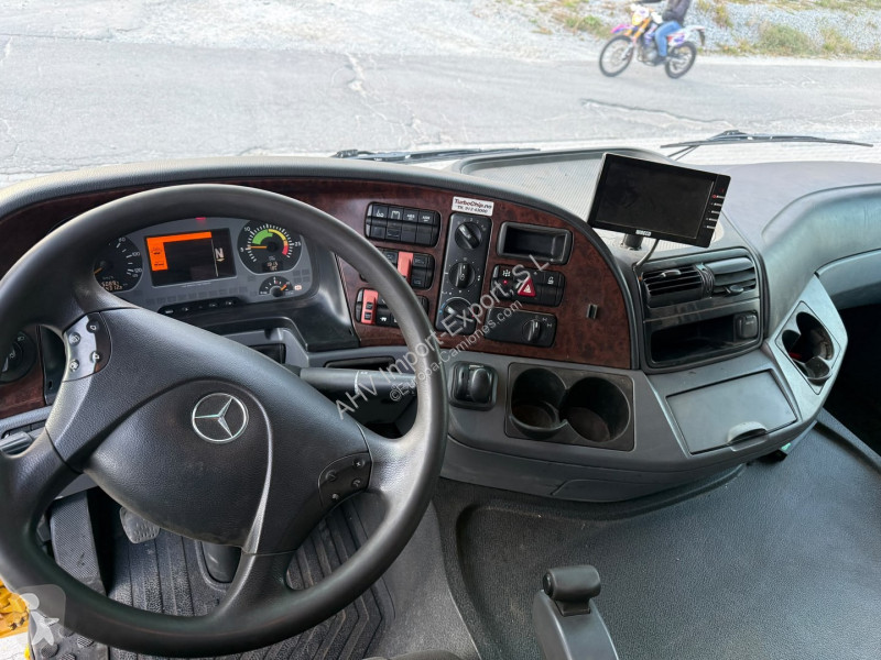 Mercedes 4146 truck