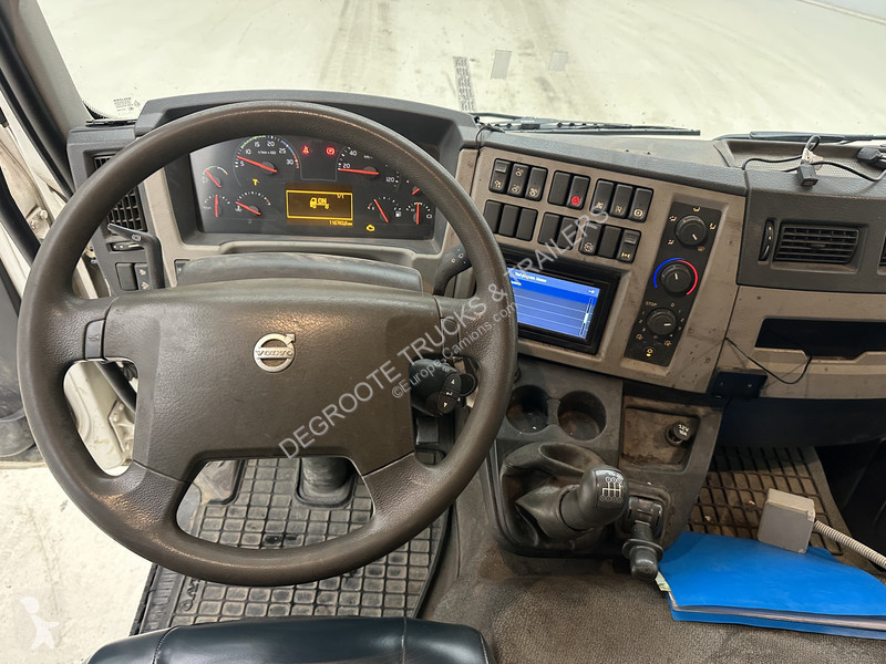 Volvo FL 240 truck