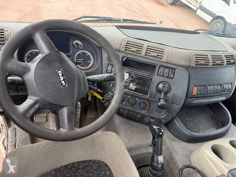 DAF 410 truck