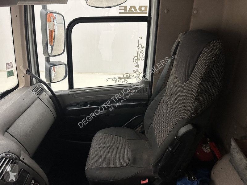 DAF 400 - 8x4 truck