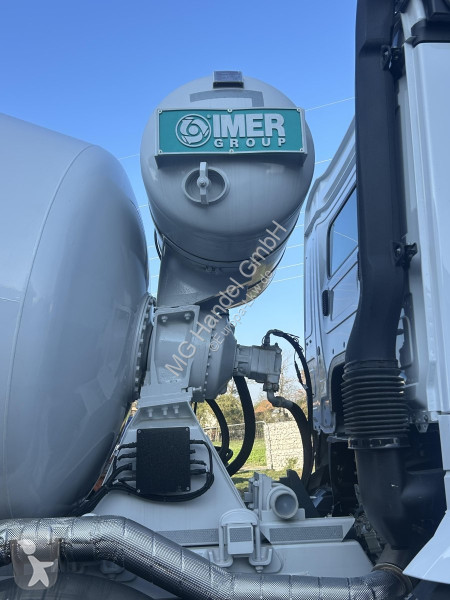 Бетоновоз Mercedes Arocs 3745, 8x4...