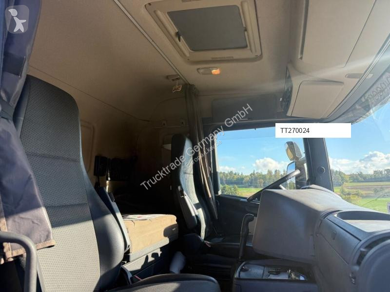 Lastbil Scania 470H/6S