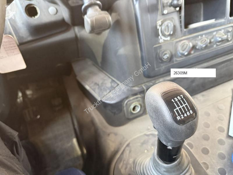 Kamion Iveco 260T50 6x4