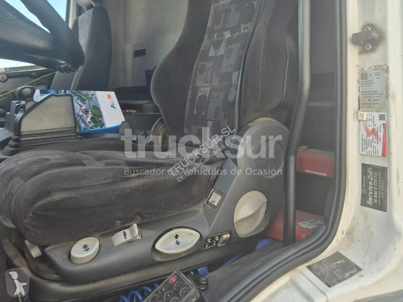 Vrachtwagen  AXOR 2532L 6X2