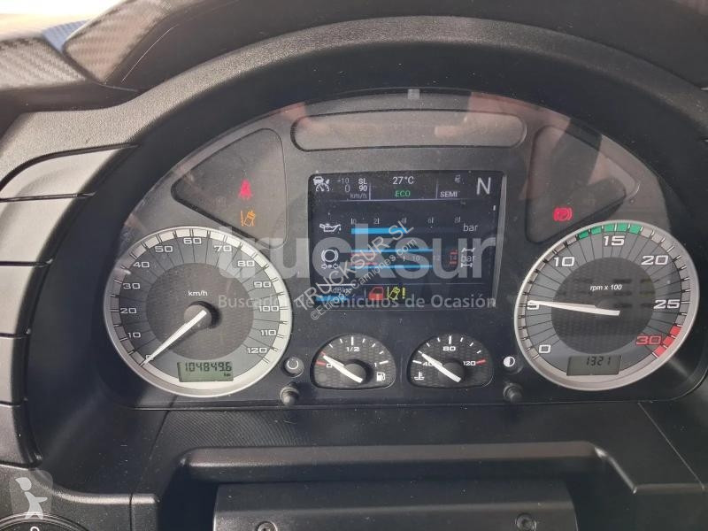Iveco AD190E34S/P + THERMOKING T1000R truck