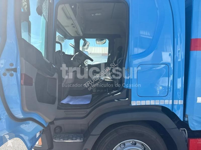 Scania P280.18 LONA truck