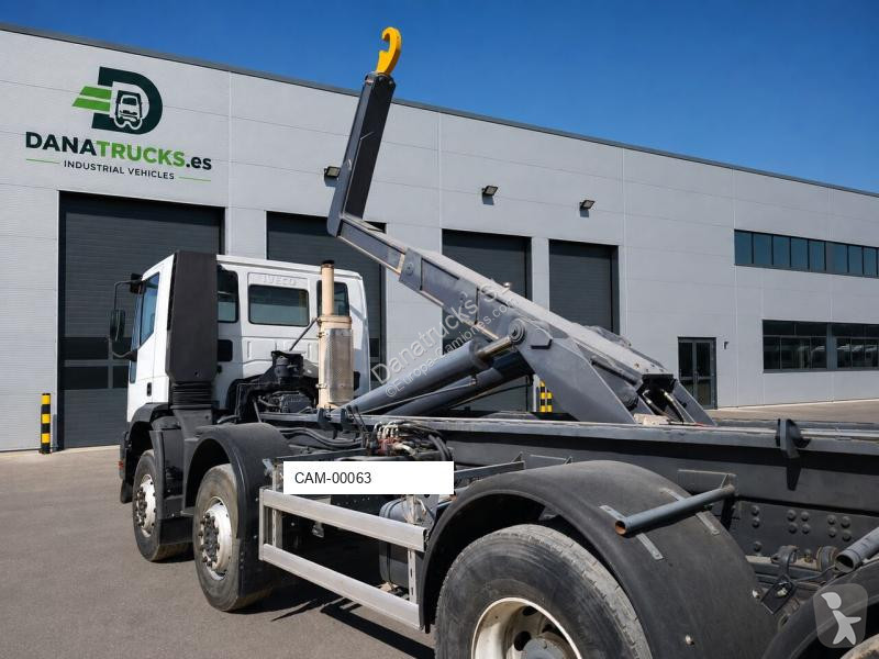 Iveco 30 TN truck
