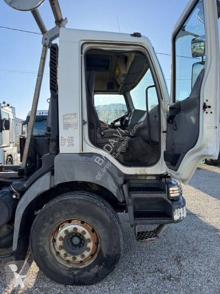 Renault 420 DCI truck