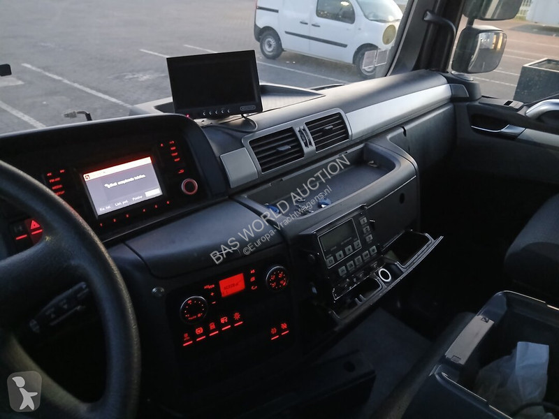 MAN 12.180 truck