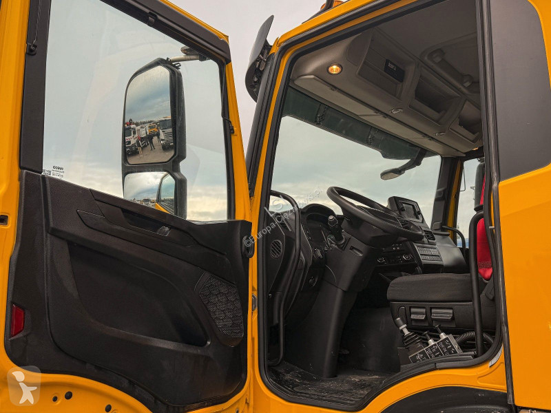 Kamion Iveco 480* KIPPER * 8x4 * TOPZUSTAND