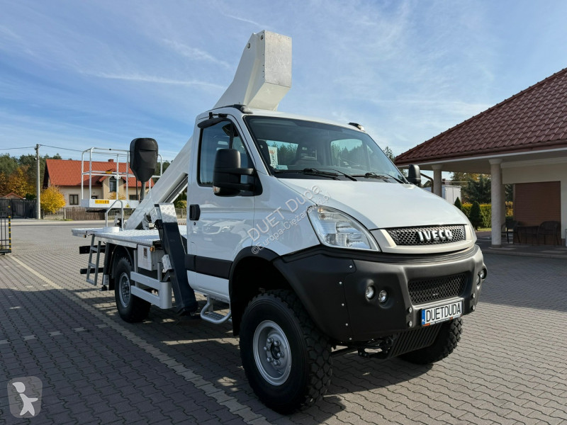 Kamion Iveco 55S17W 4x4 Zwyżka 20m GSR E200TE4