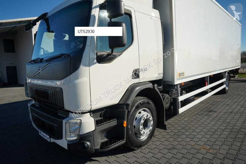 Kamion Volvo FE 320 / 4x2 / CHŁODNIA - 8,9 M /...