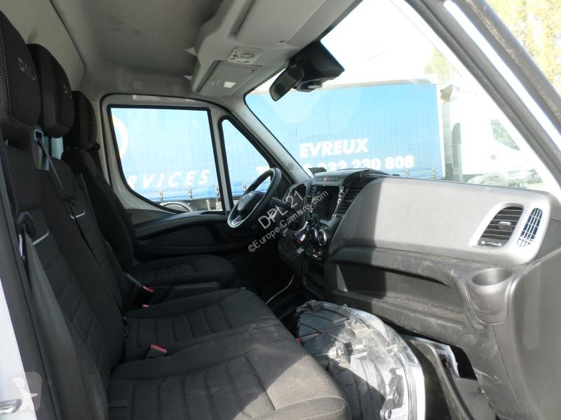 Kamion Iveco 35S14N