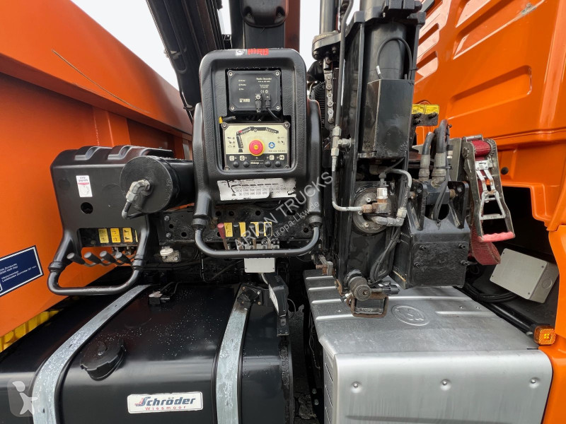 شاحنة MAN 26.540 6x4/D38/HIAB XS...