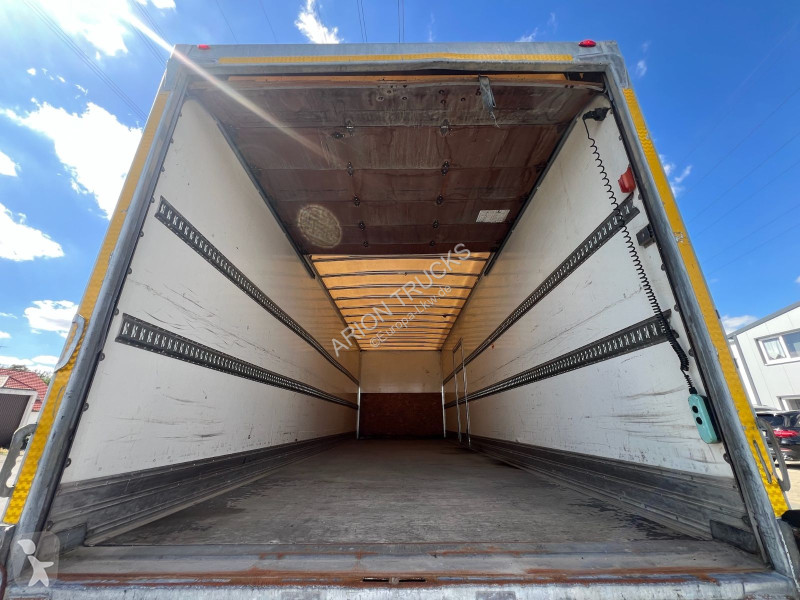 Iveco ML120E Koffer/LBW/DHOLLANDIA/4841kg truck