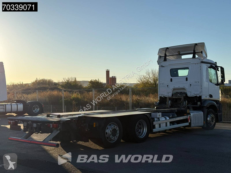 Kamion Mercedes 2540 6X2 Wechselbrücke BDF...