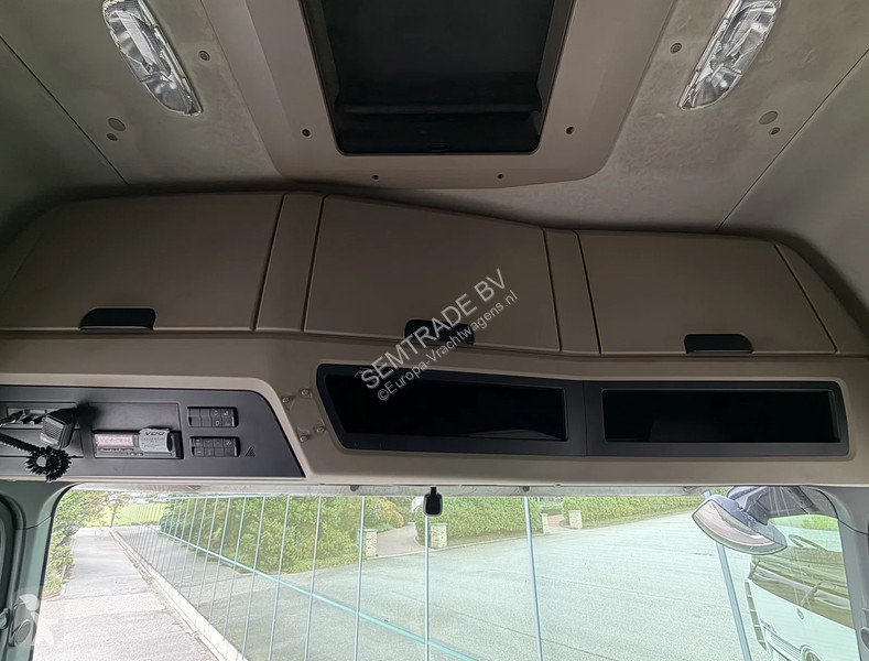 شاحنة Mercedes 2842 EURO 6 ISOLATED BOX CARRIER...
