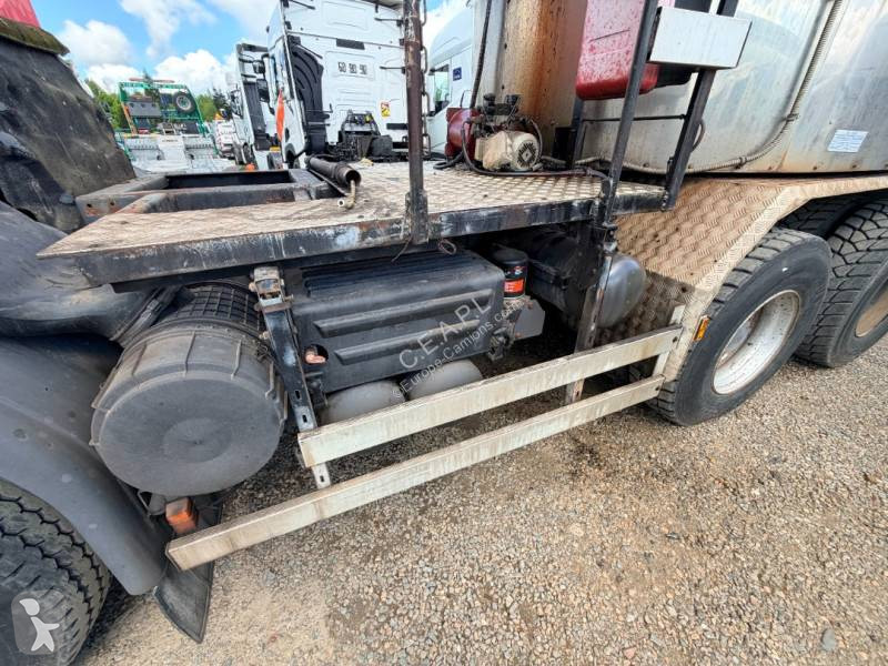 Renault 410 DXI truck