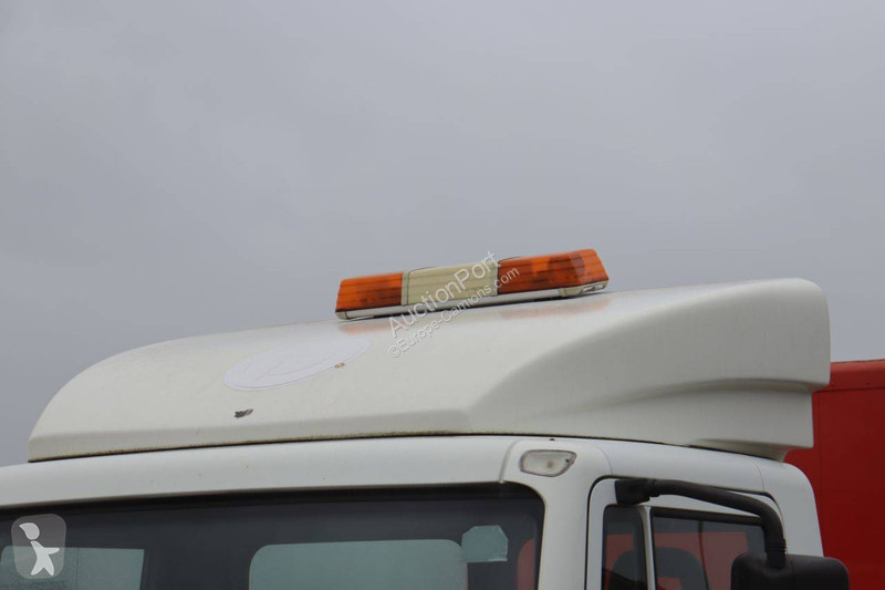 Vrachtwagen Nissan