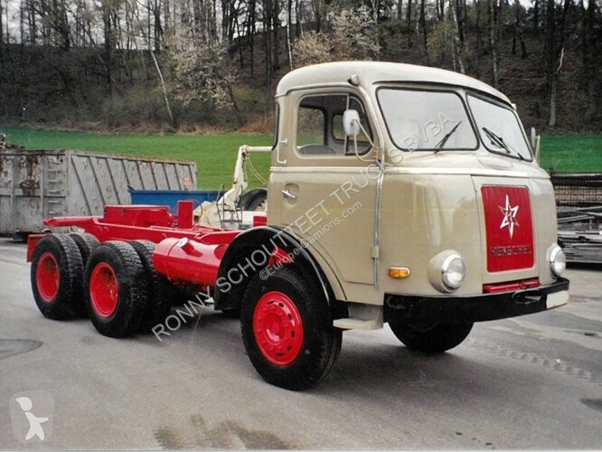 Kamion  HENSCHEL HS 20 TS 6x4 HENSCHEL HS 20 TS...