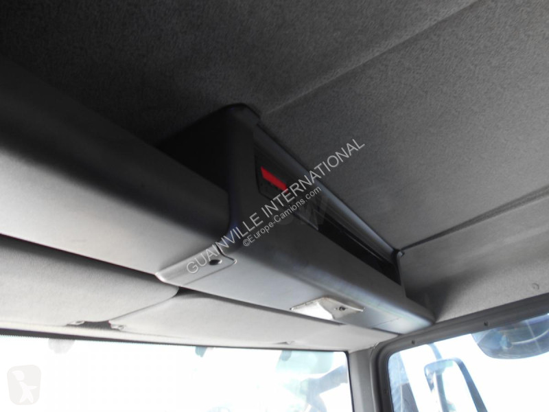 Camion MAN 12.220