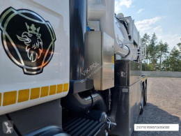Просмотреть фотографии Грузовик Scania Larsen 4 VAC Vacuum suction-blower charger Saugbagger