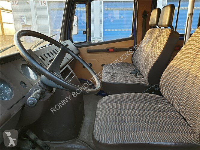 Vrachtwagen Mercedes 508 D 4x2 Doka 508 D 4x2...