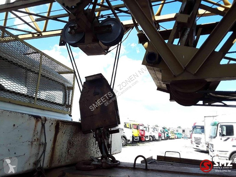 Camion MAN crane