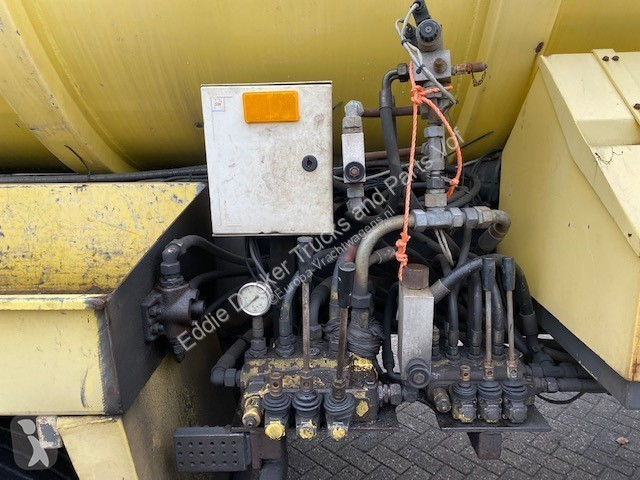 Lastbil  FLOOR 17-28 VACUUM TRAILER