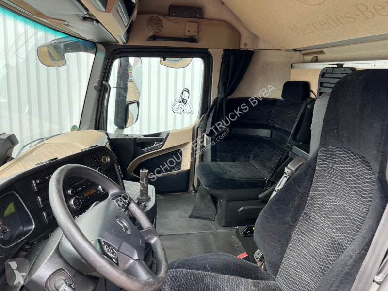 Camion Mercedes Actros 2542 L/nR 6x2 Actros...
