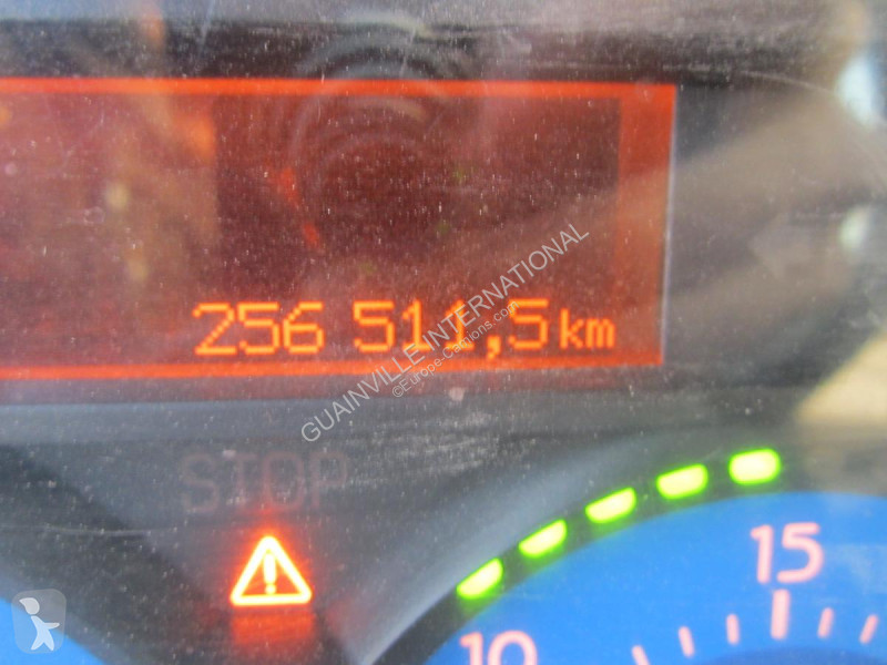 Camion Renault 320 dci