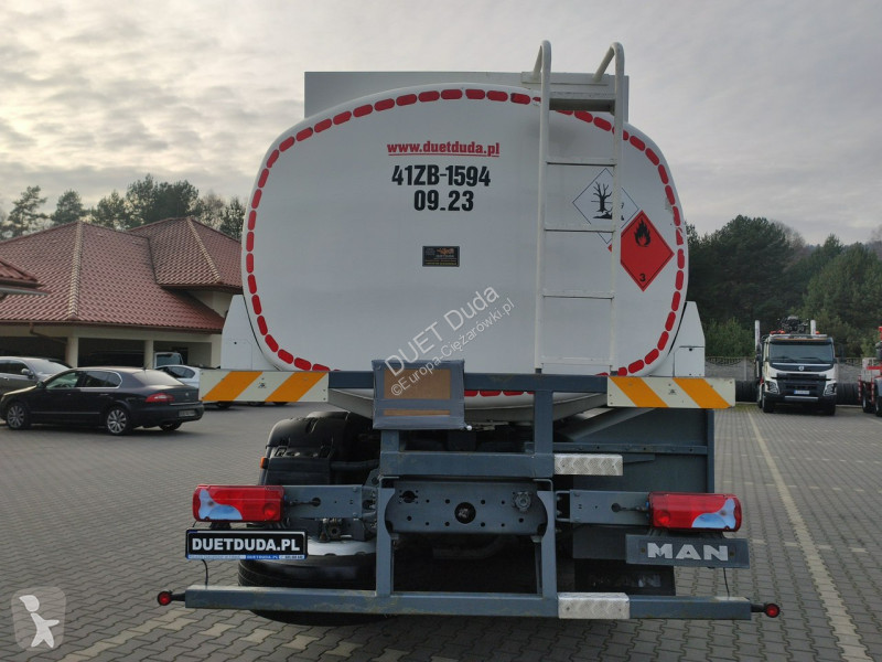 Lastbil MAN TGA 26.310 Autocysterna z Dystrybucją
