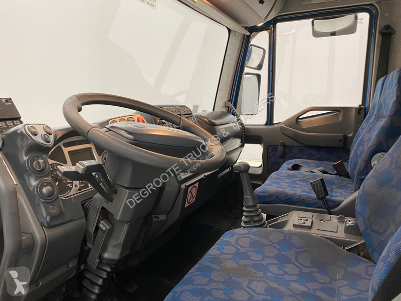 Camion Iveco EuroCargo 120E18