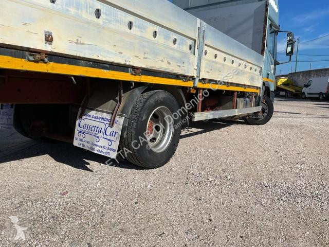 Kamion Iveco EUROCARGO 120 EL 21 PNEUMATICA...