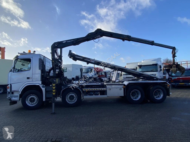 Camion Volvo 370 + Euro 5 + Palfinger Z-Q170...