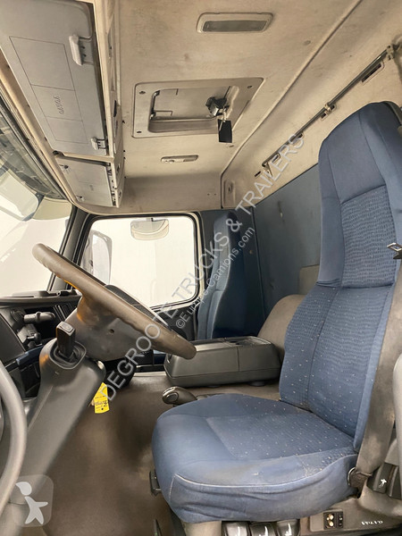 Camion Volvo 300