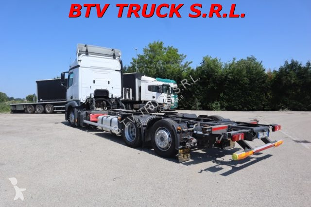 Camion Mercedes 25 42 MOTRICE 3 ASSI A...