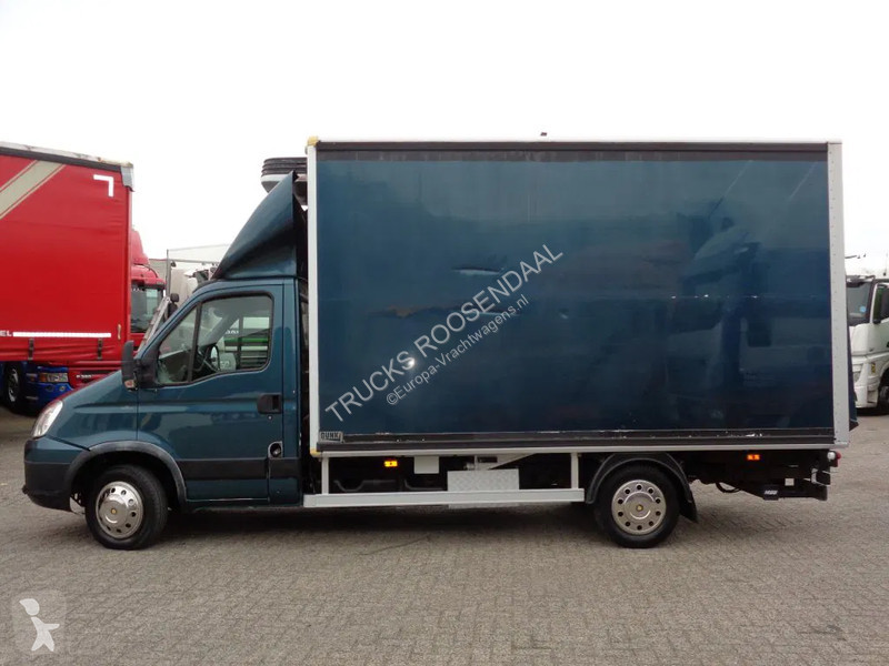 Camion Iveco 50c15 x+ Manual + Carrier + Flower...