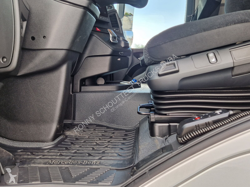 Kamion Mercedes Actros 2553 LL 6x2 Actros 2553...