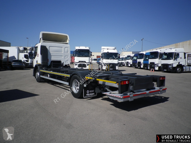 Kamion Renault D Wide
