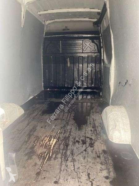 Camion Iveco 35S14