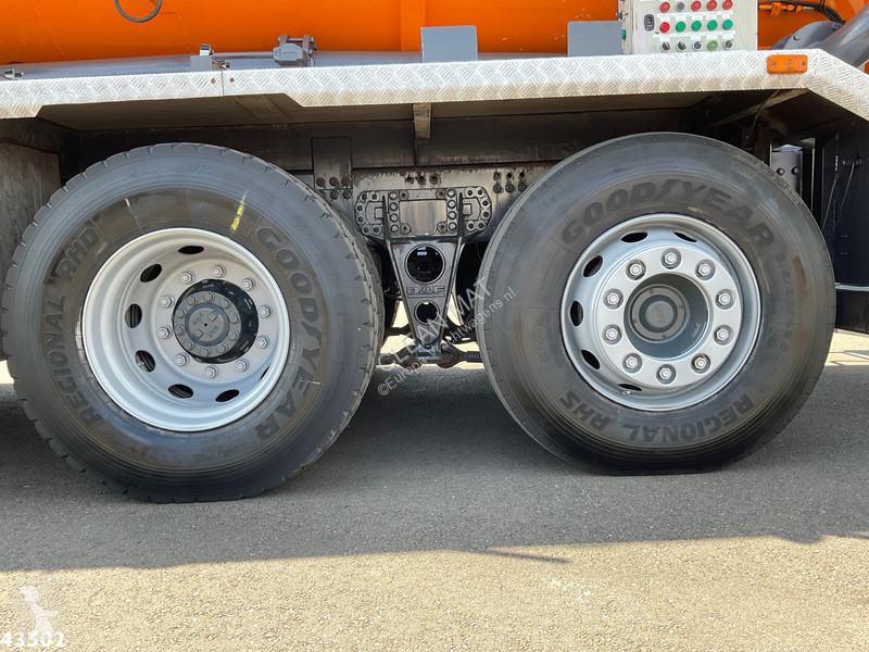Vrachtwagen DAF FAX 85  340 Droge stoffen blaas...