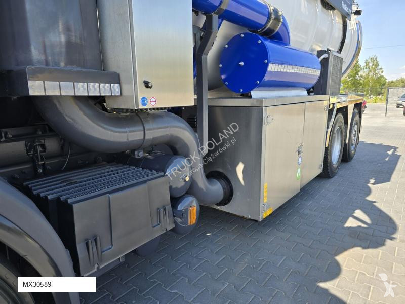 شاحنة Scania FlexVac 311