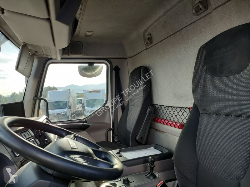 شاحنة DAF 19 TONNES 280 CV HAYON PORTE RELEVANTE