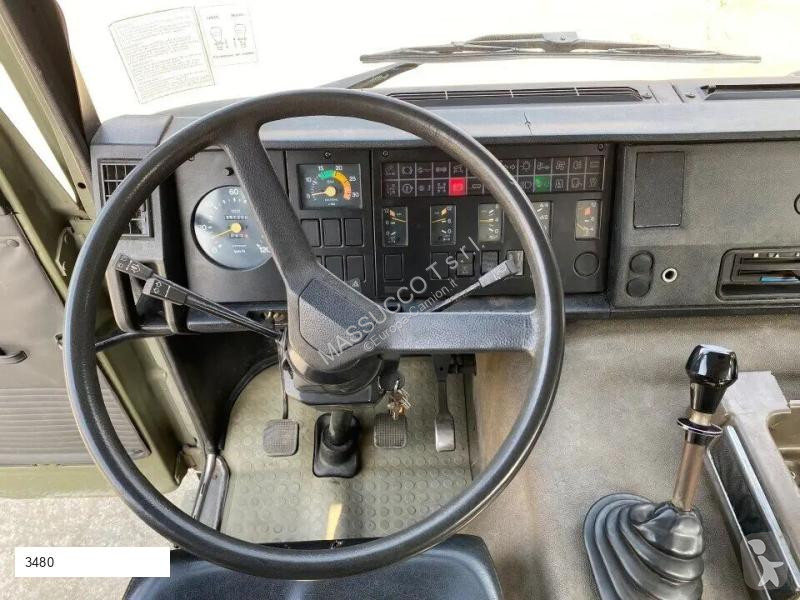 Camion Iveco 260-35